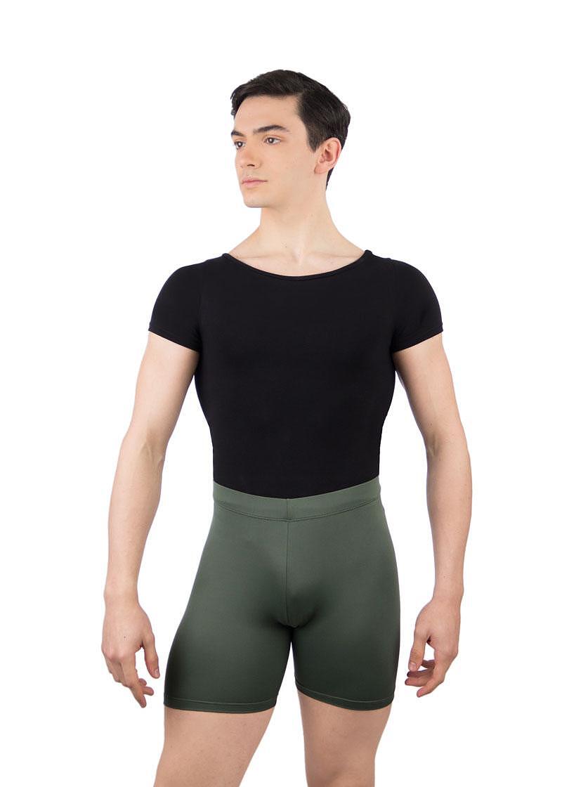 Pantaloni scurți, Avelino